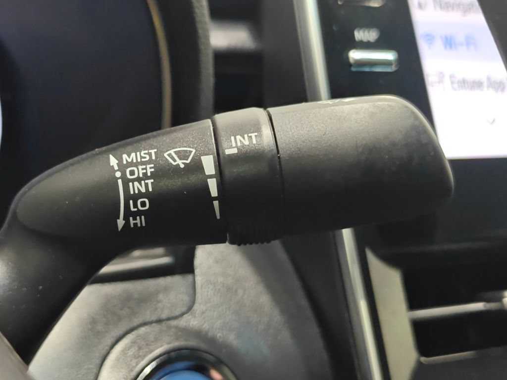 Used 2021 Toyota Avalon XSE w/ Carpet Mat Package (TMS) FWD image 48