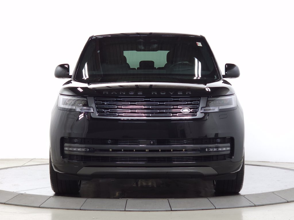 Certified 2026 Land Rover Range Rover SE AWD/4WD image 11