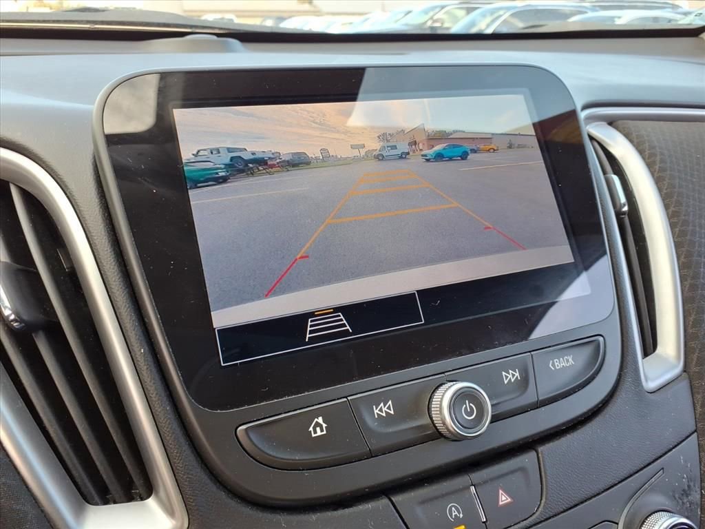 Used 2025 Chevrolet Malibu LT image 34