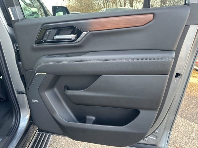 New 2026 GMC Yukon XL Denali w/ Sun & Power Step Package image 15