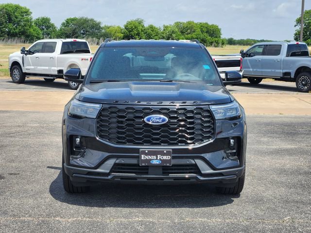 New 2026 Ford Explorer ST-Line RWD image 2