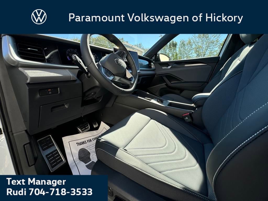 New 2026 Volkswagen Tiguan SE R-Line image 4