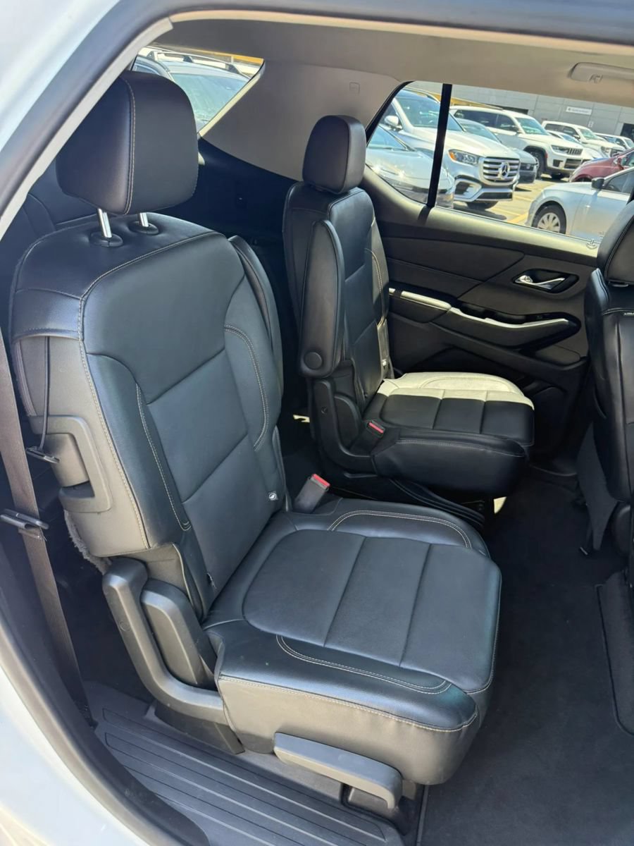 Used 2019 Chevrolet Traverse RS FWD image 23
