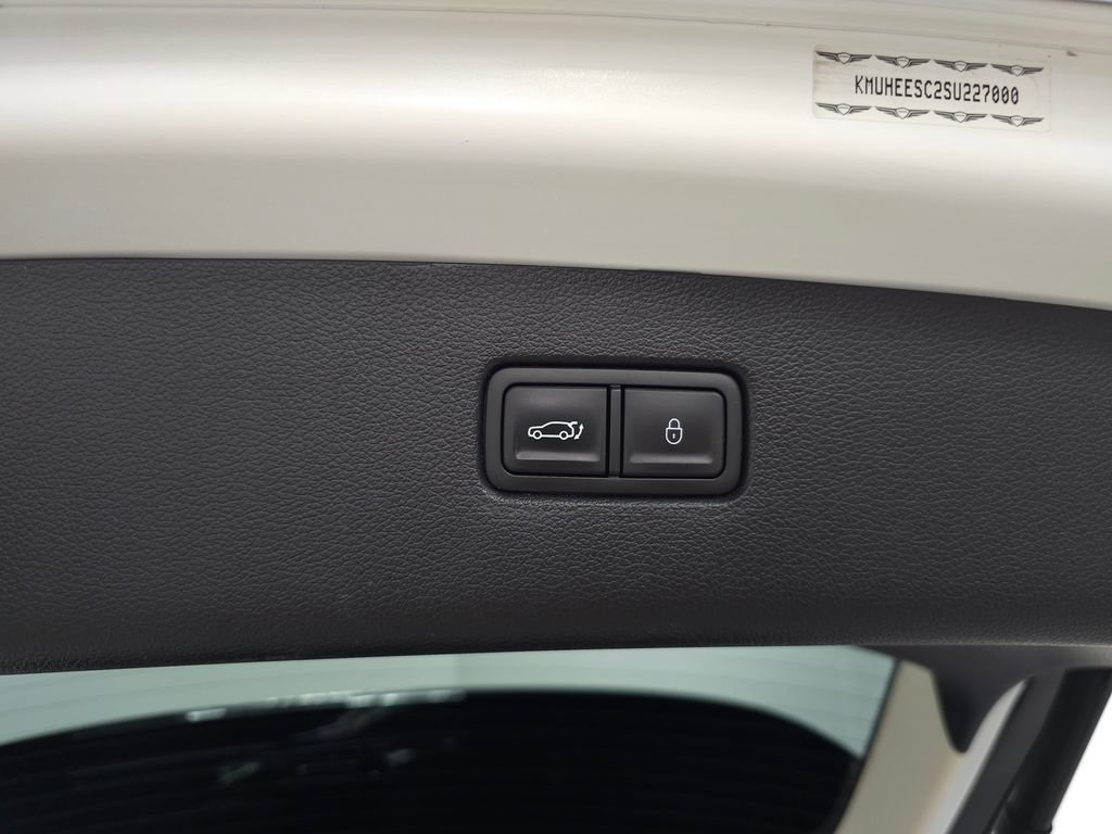 Used 2025 Genesis GV80 3.5T Prestige AWD/4WD image 10