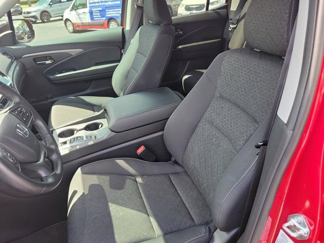 Used 2024 Honda Ridgeline Sport image 18