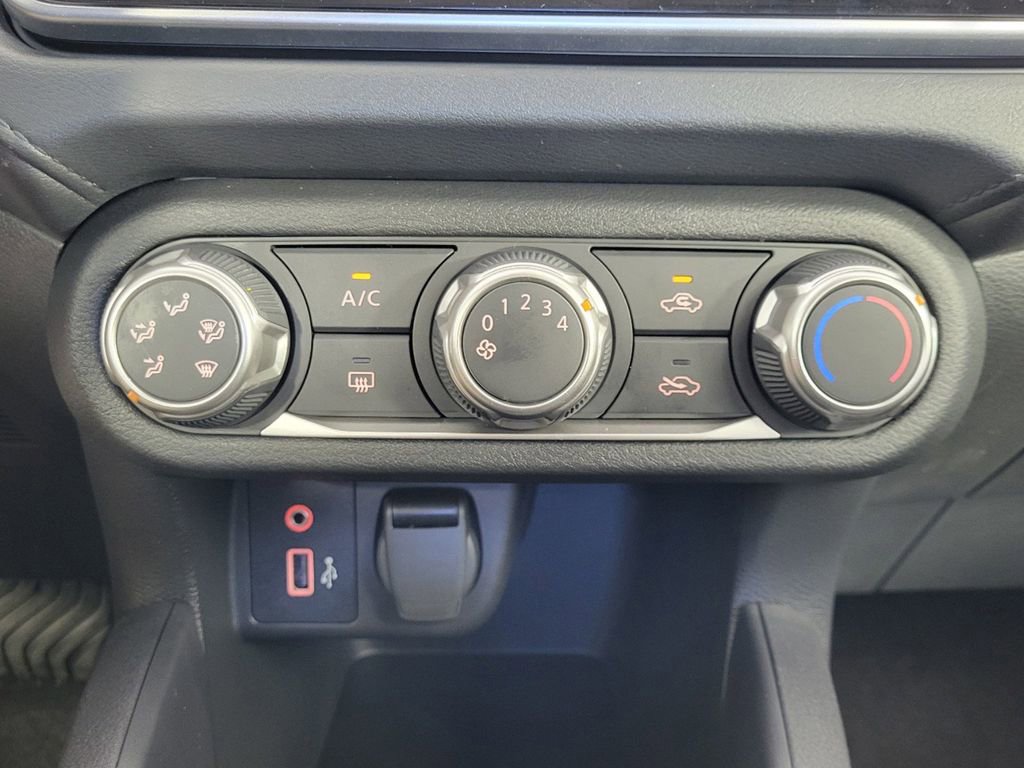 New 2025 Nissan Versa S w/ S Plus Package FWD image 21
