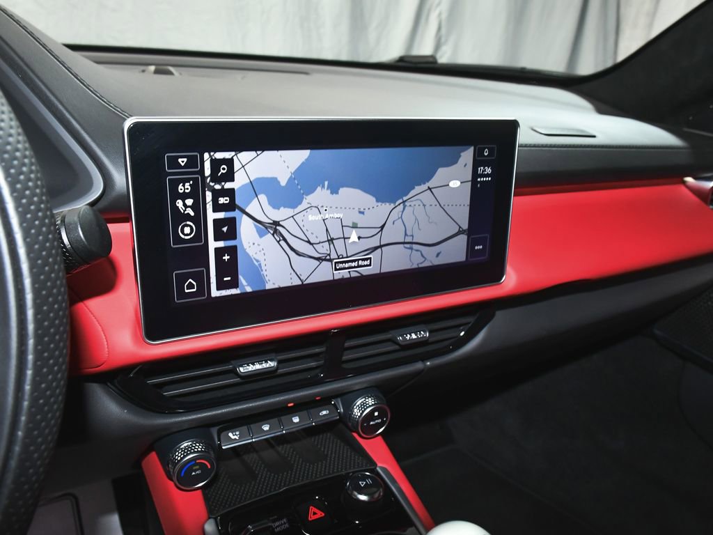 Used 2025 Lotus Emira image 39