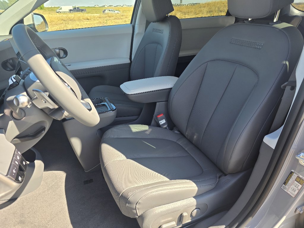 New 2025 Hyundai Ioniq 5 SEL image 13