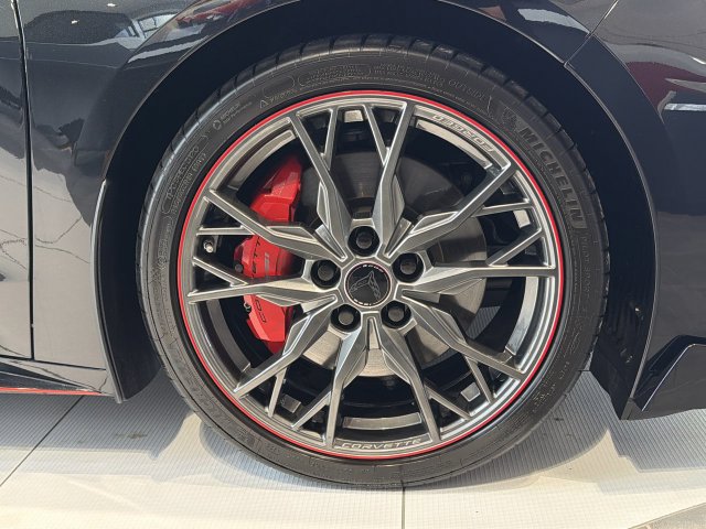 Used 2023 Chevrolet Corvette Stingray Premium Conv w/ Z51 Performance Package RWD image 13