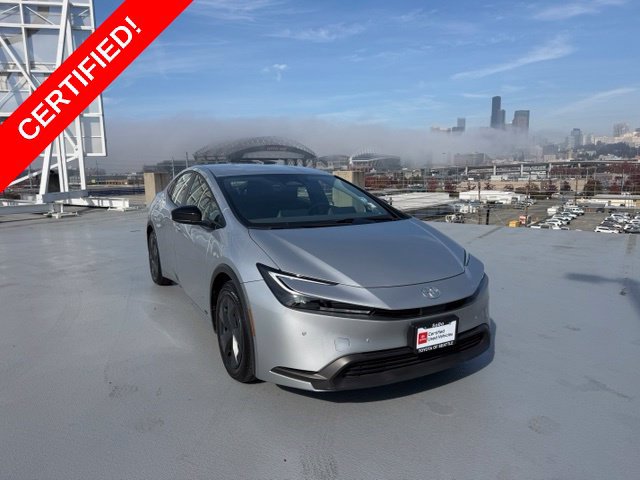Certified 2023 Toyota Prius LE AWD/4WD image 1