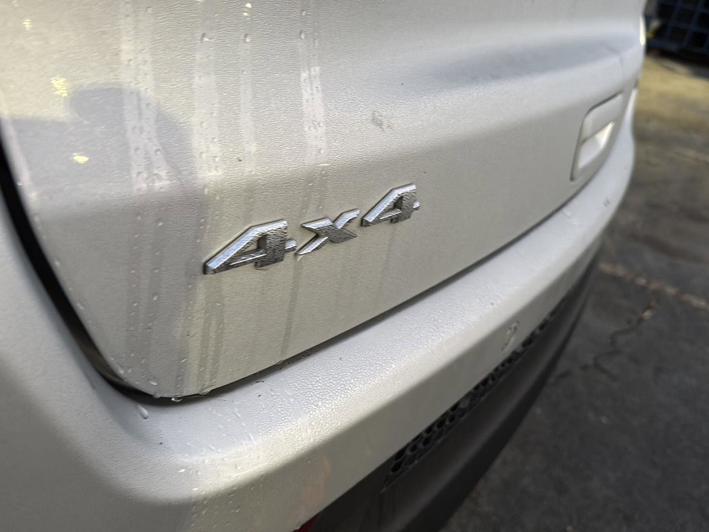 Used 2024 Jeep Compass Limited image 9