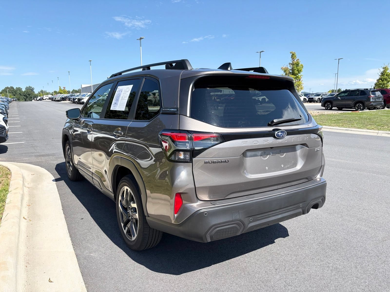 Used 2025 Subaru Forester Limited w/ Popular Package AWD/4WD image 6