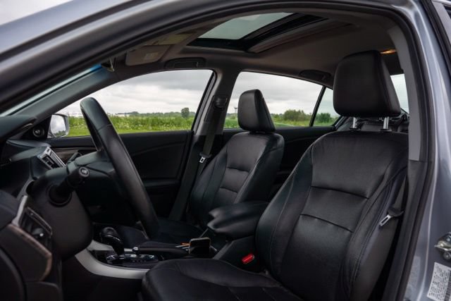 Used 2016 Honda Accord EX-L image 14