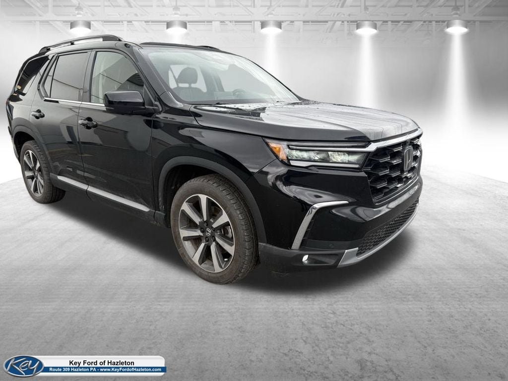 Used 2023 Honda Pilot Elite image 1