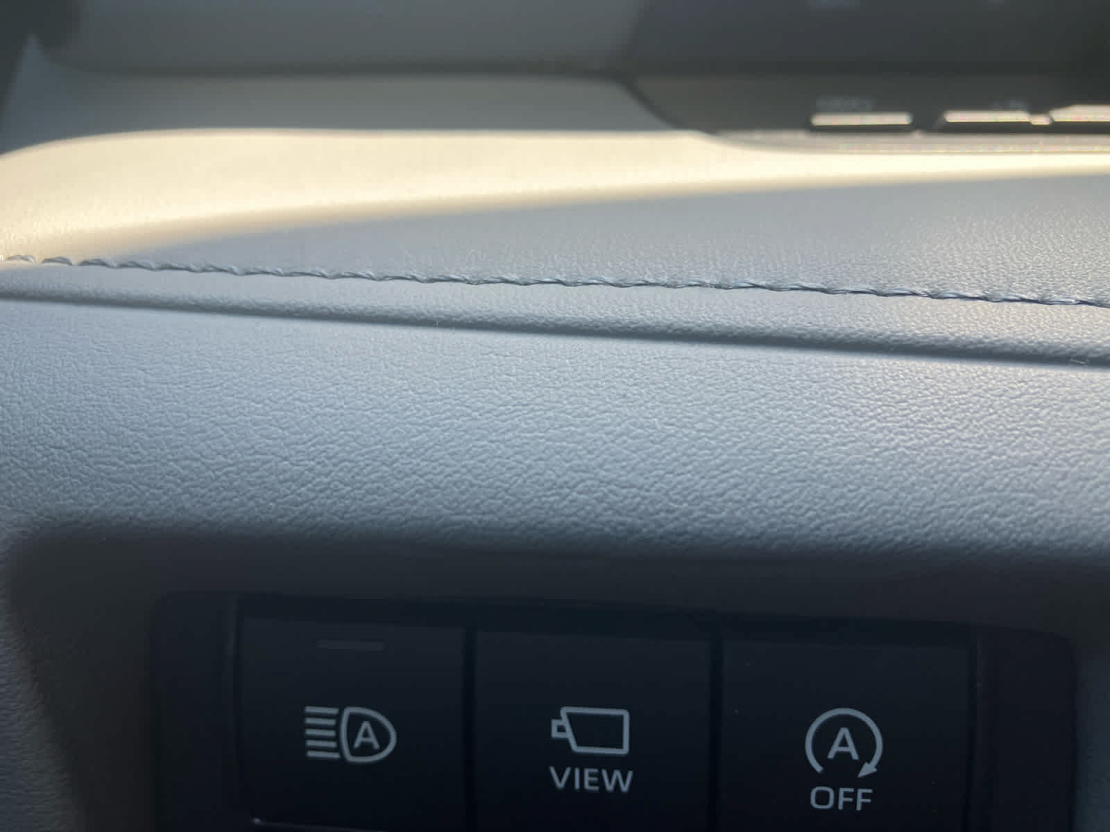 Certified 2025 Toyota Highlander Limited AWD/4WD image 16