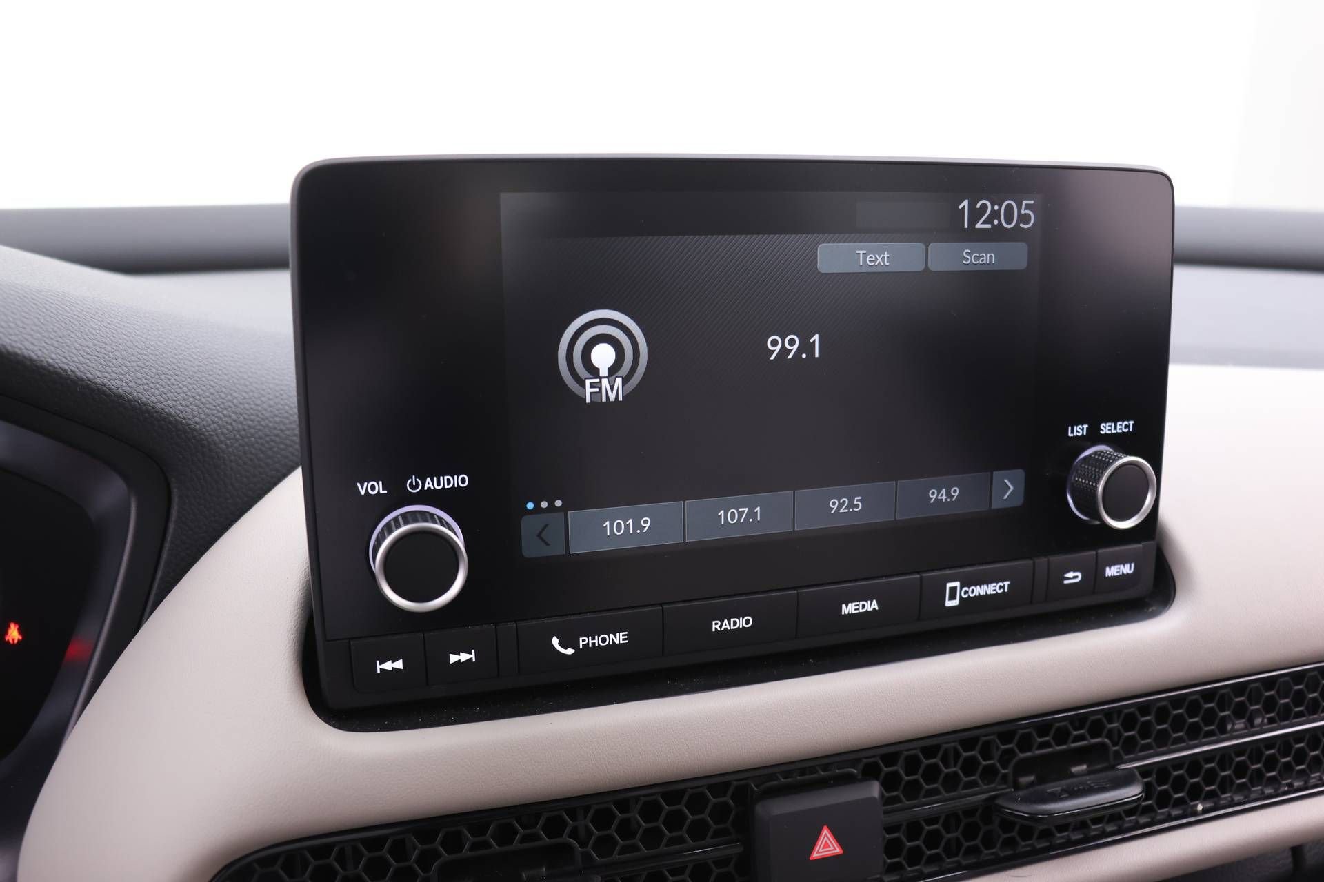 Certified 2023 Honda HR-V LX image 8