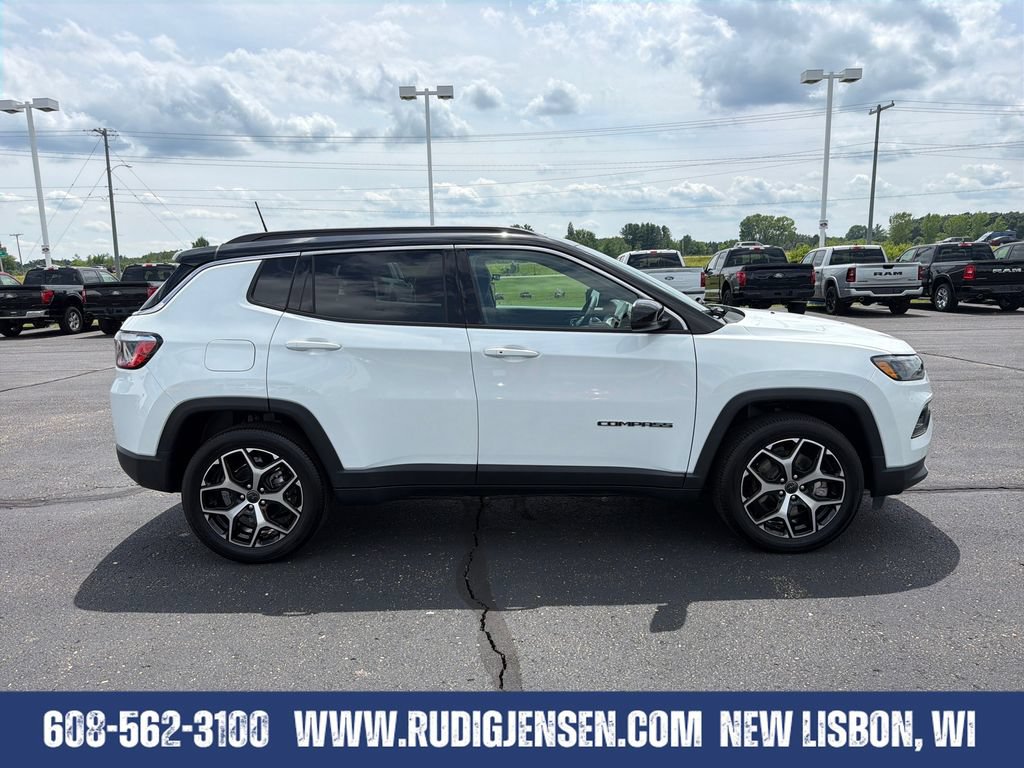 Used 2025 Jeep Compass Limited AWD/4WD image 6