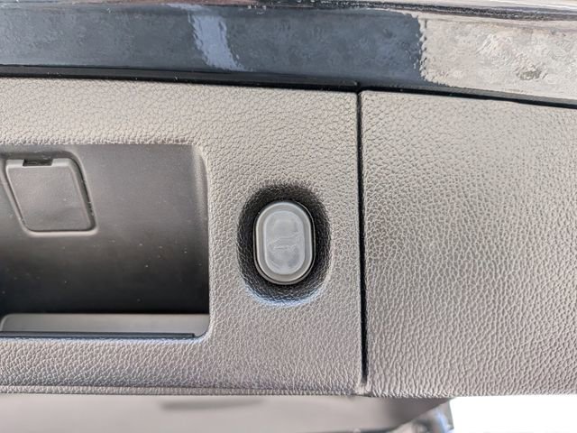 Used 2016 GMC Yukon SLE w/ Convenience Package image 30