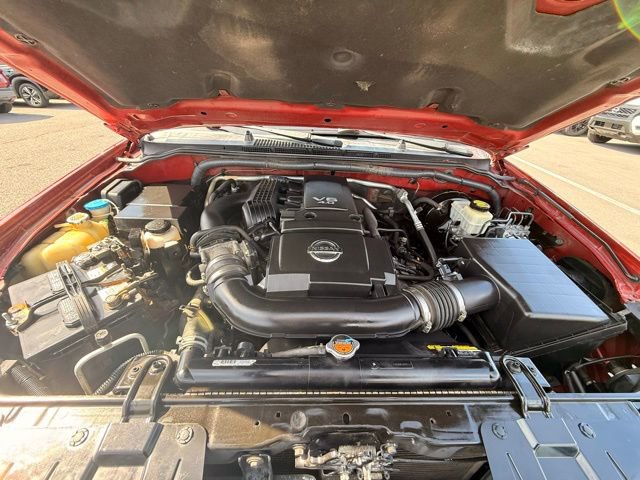 Used 2016 Nissan Frontier SV w/ SV Value Truck Package AWD/4WD image 11