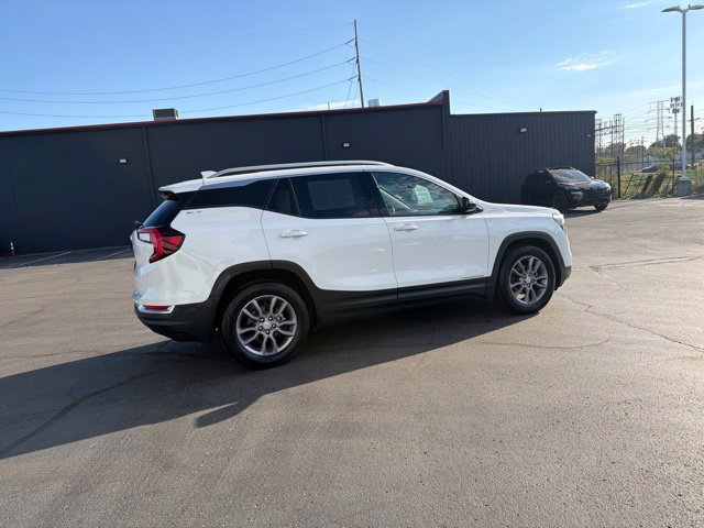 Used 2023 GMC Terrain SLT FWD image 7