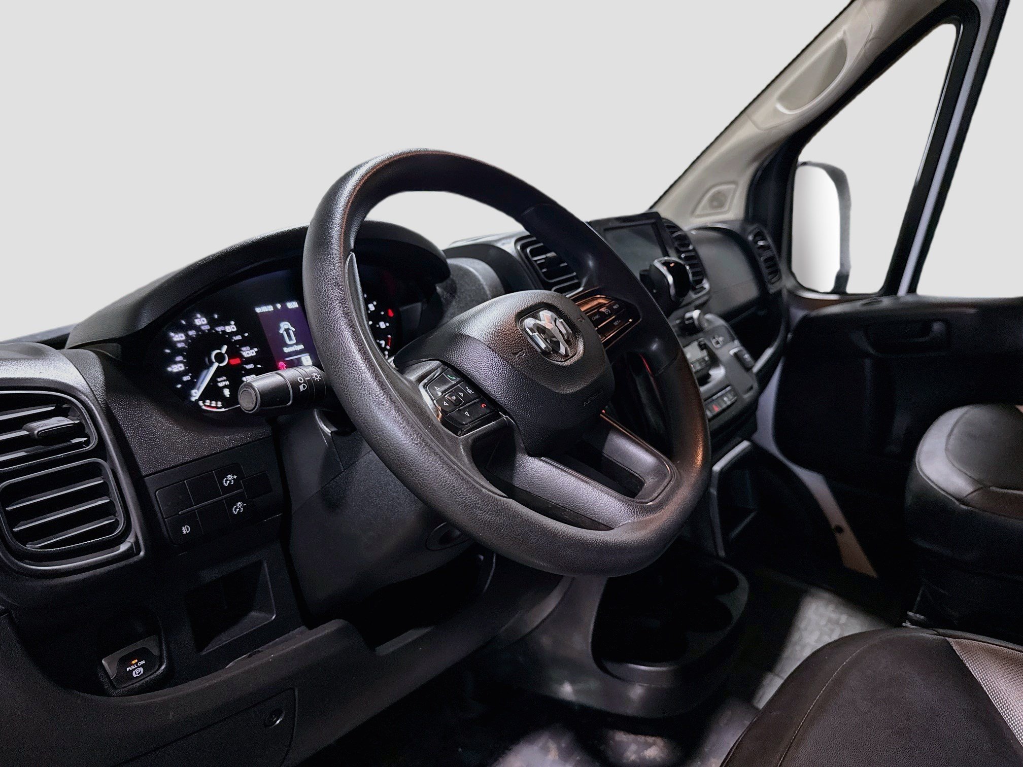 Used 2025 RAM ProMaster 2500 w/ Convenience Group FWD image 22