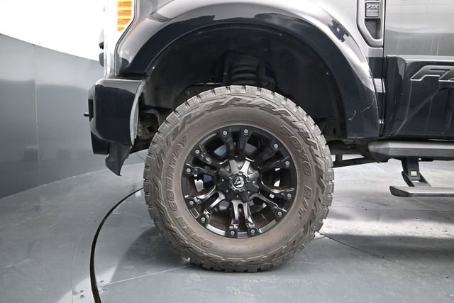 Used 2018 Ford F250 Lariat w/ Lariat Ultimate Package AWD/4WD image 15