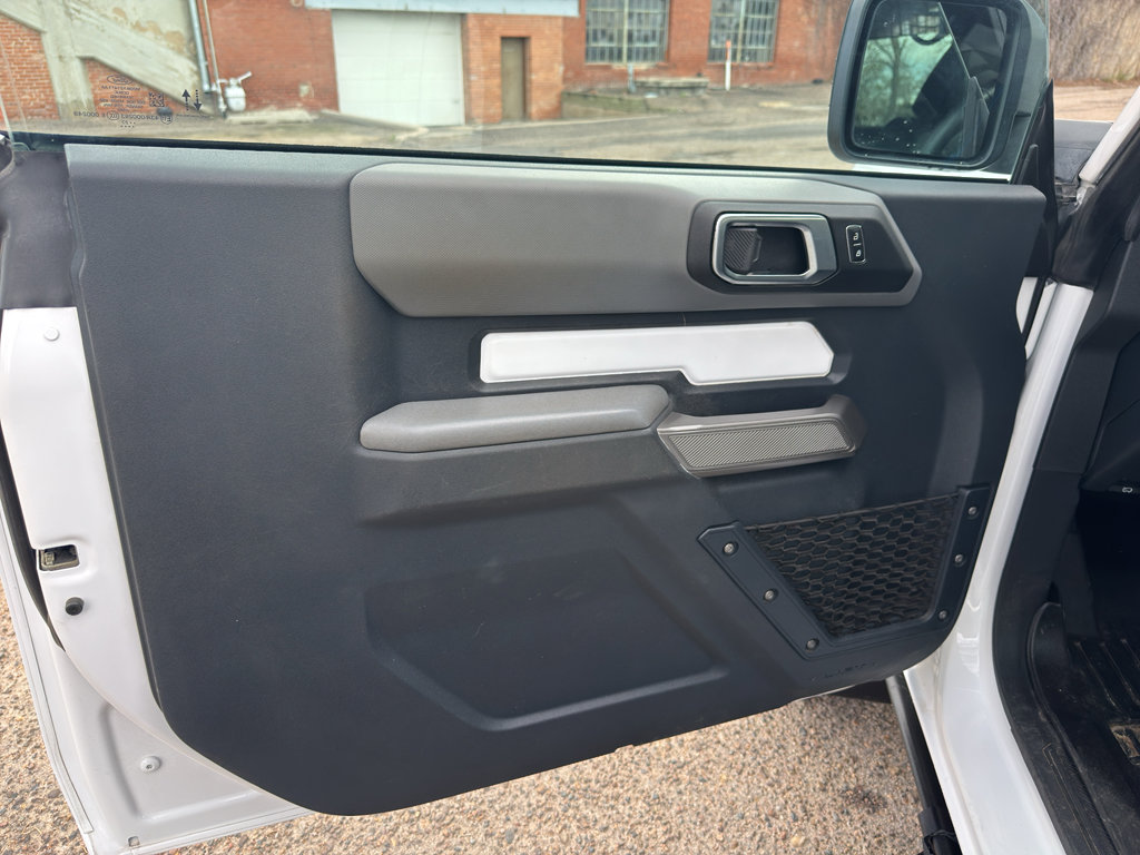 Used 2023 Ford Bronco Black Diamond w/ Sasquatch Package image 14