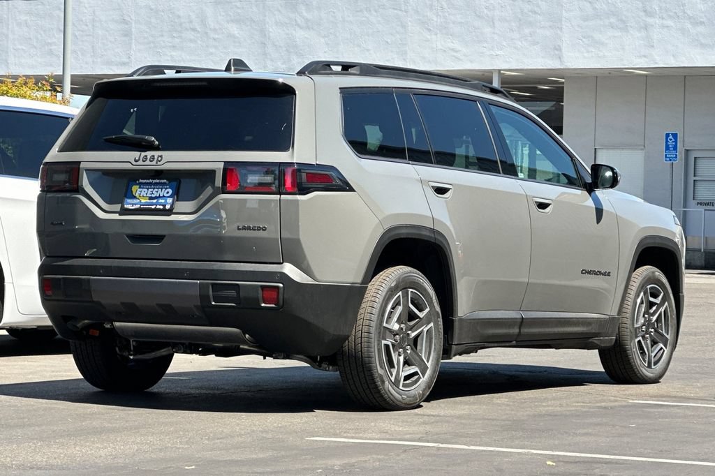 New 2026 Jeep Cherokee Laredo AWD/4WD image 4