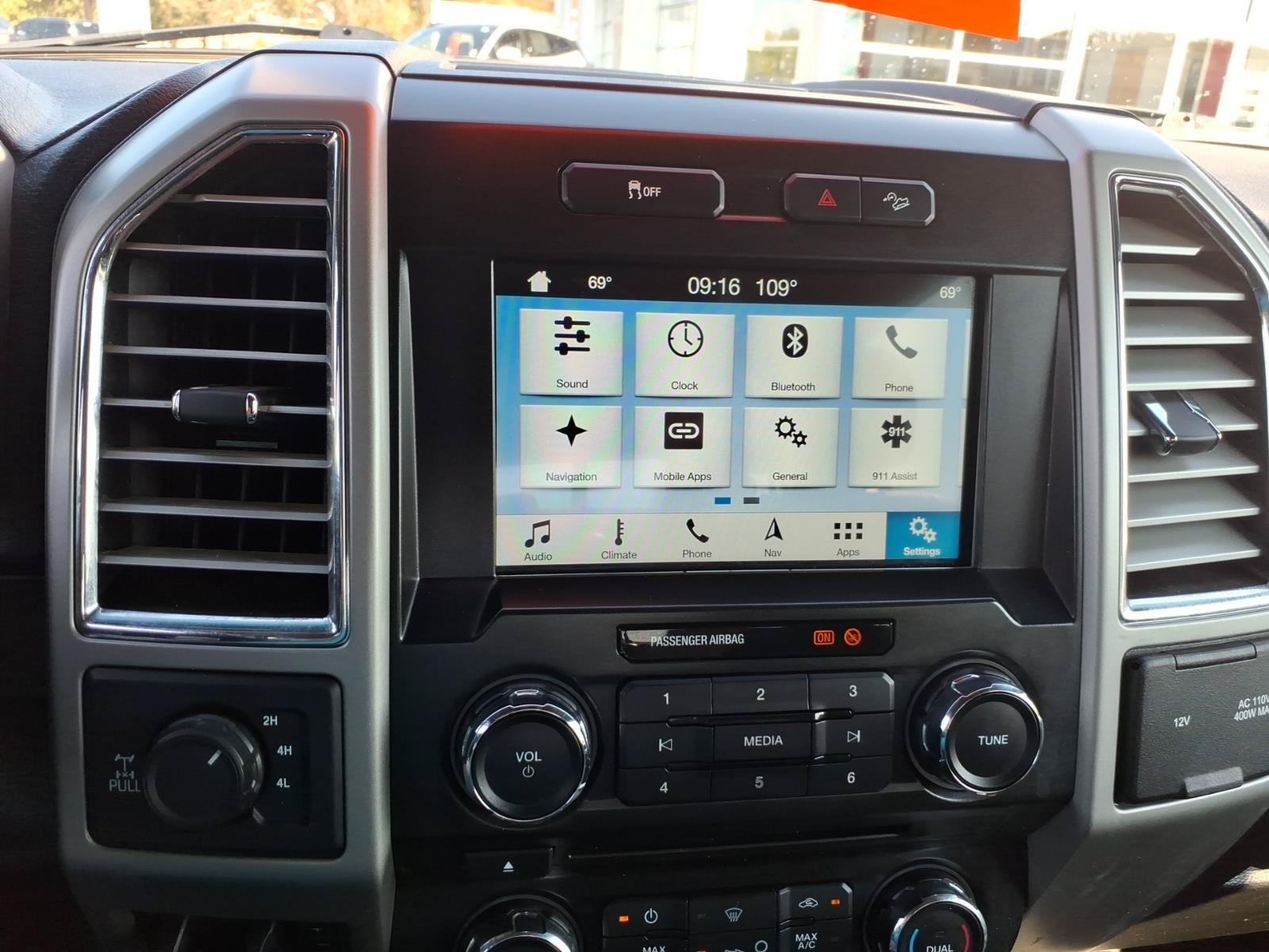 Used 2017 Ford F250 Lariat w/ Chrome Package AWD/4WD image 15