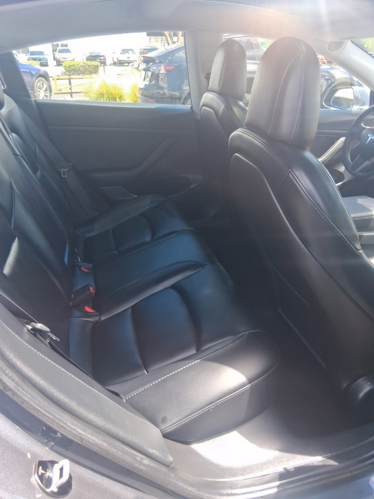 Used 2020 Tesla Model 3 Standard Range Plus RWD image 8