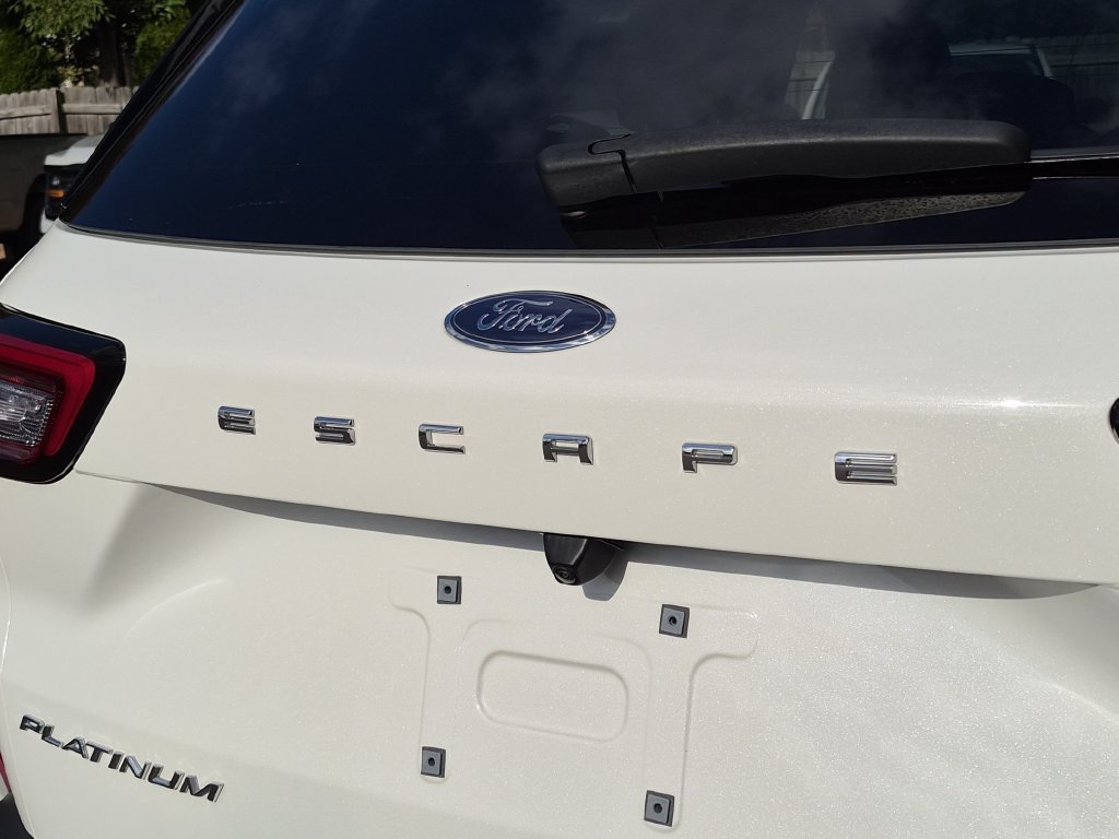 Certified 2023 Ford Escape Platinum w/ Premium Technology Package AWD/4WD image 37