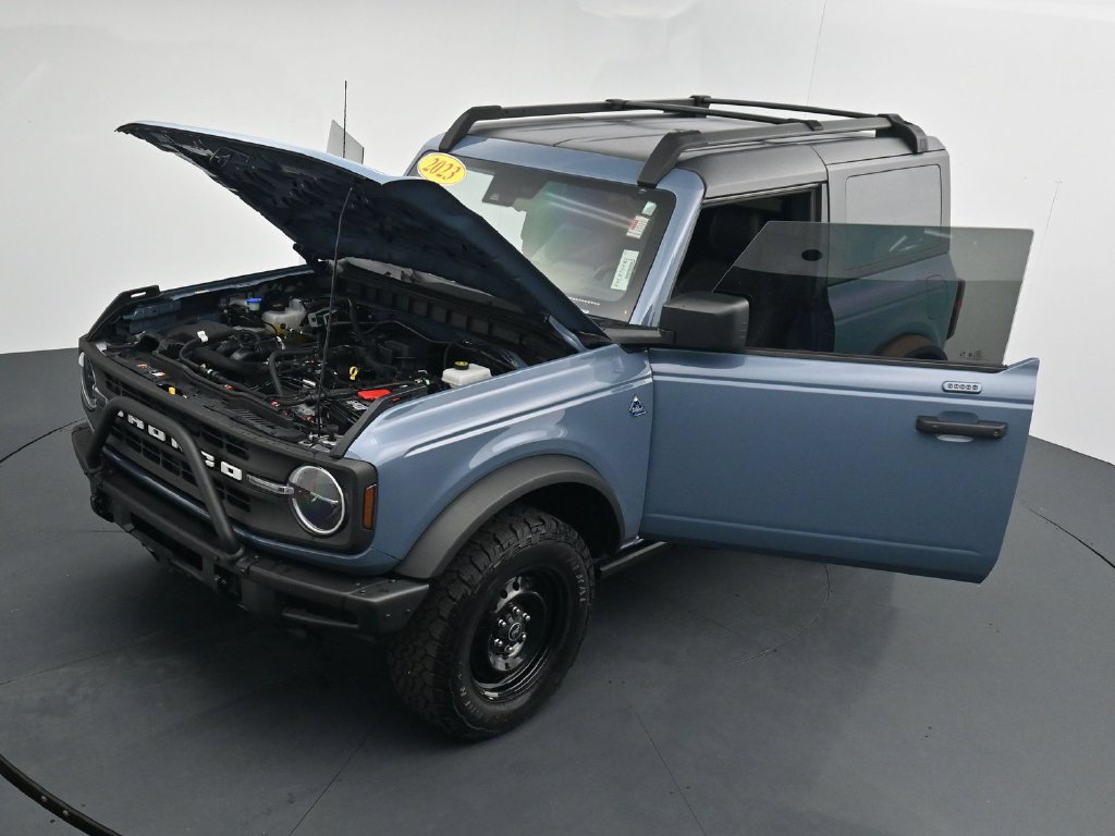 Used 2023 Ford Bronco Black Diamond AWD/4WD image 38