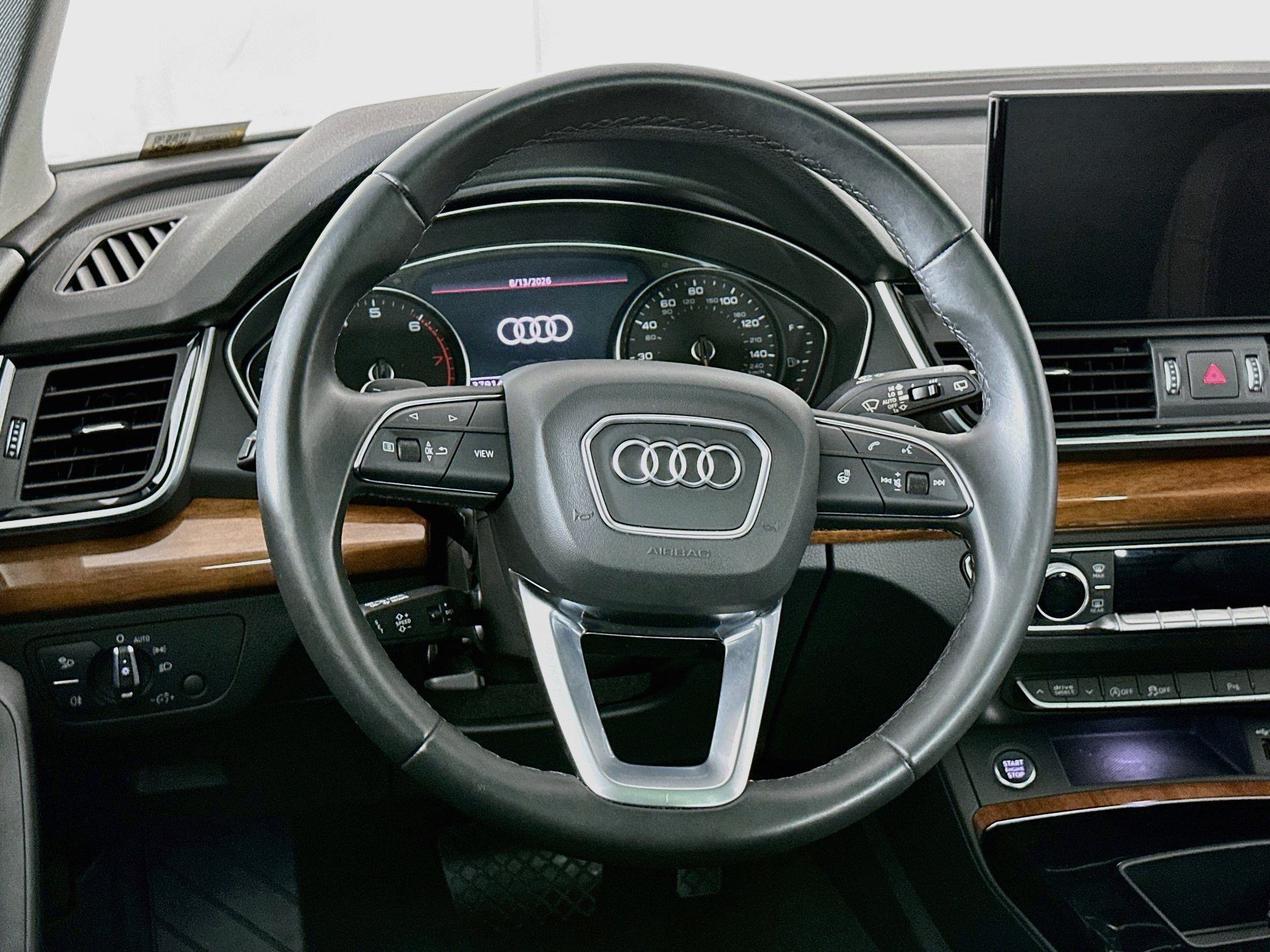 Used 2023 Audi Q5 2.0T Premium w/ Convenience Package AWD/4WD image 18