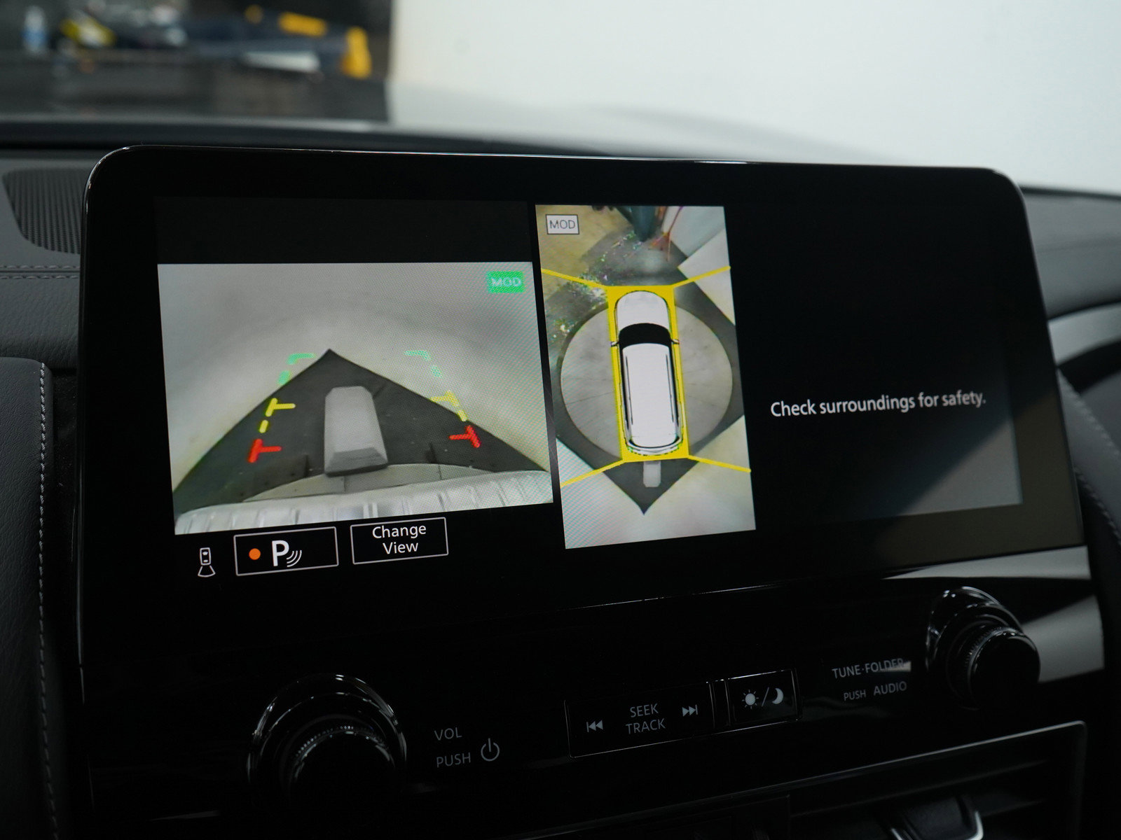 Used 2024 INFINITI QX80 Premium Select image 27