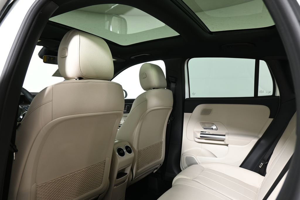 Certified 2026 Mercedes-Benz GLA 250 4MATIC image 26