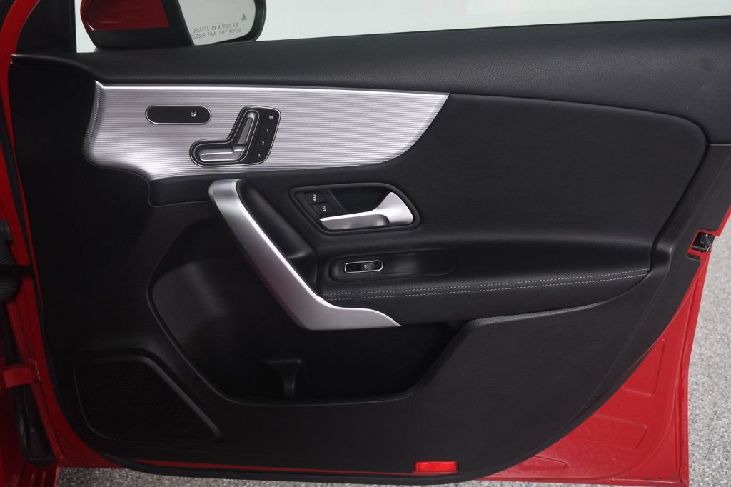 Used 2020 Mercedes-Benz A 220 image 23
