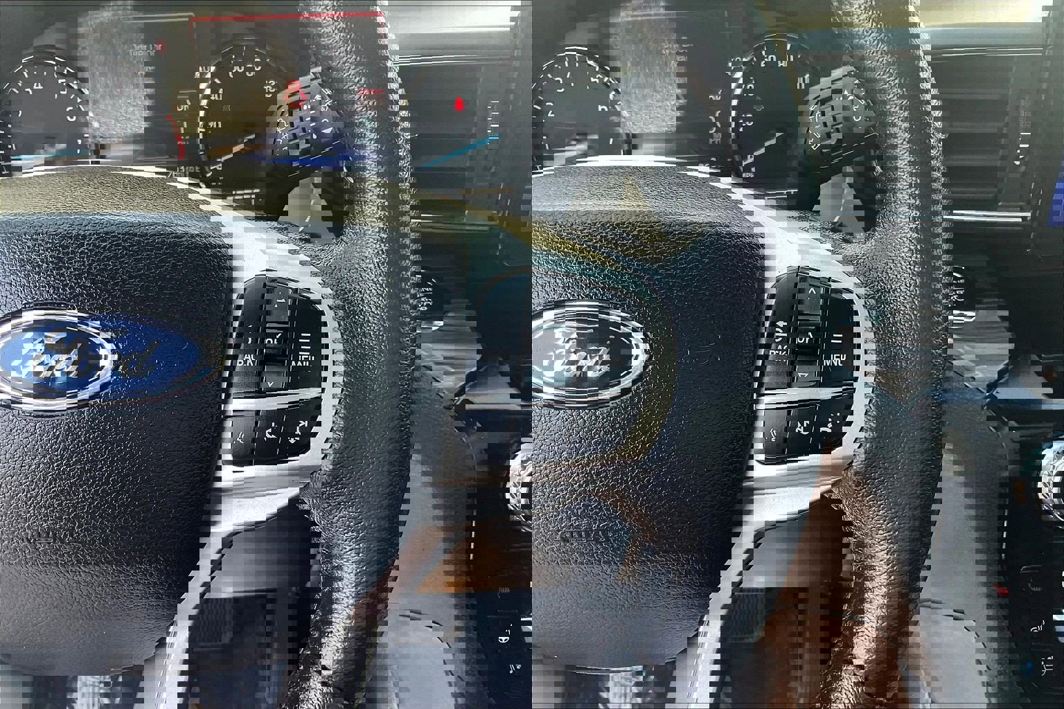 Used 2021 Ford Explorer Limited w/ Equipment Group 301A image 24