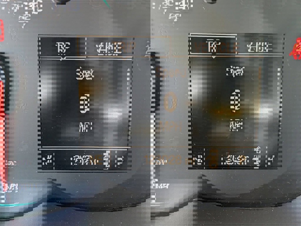 Used 2018 Chevrolet Trax LS AWD/4WD image 2