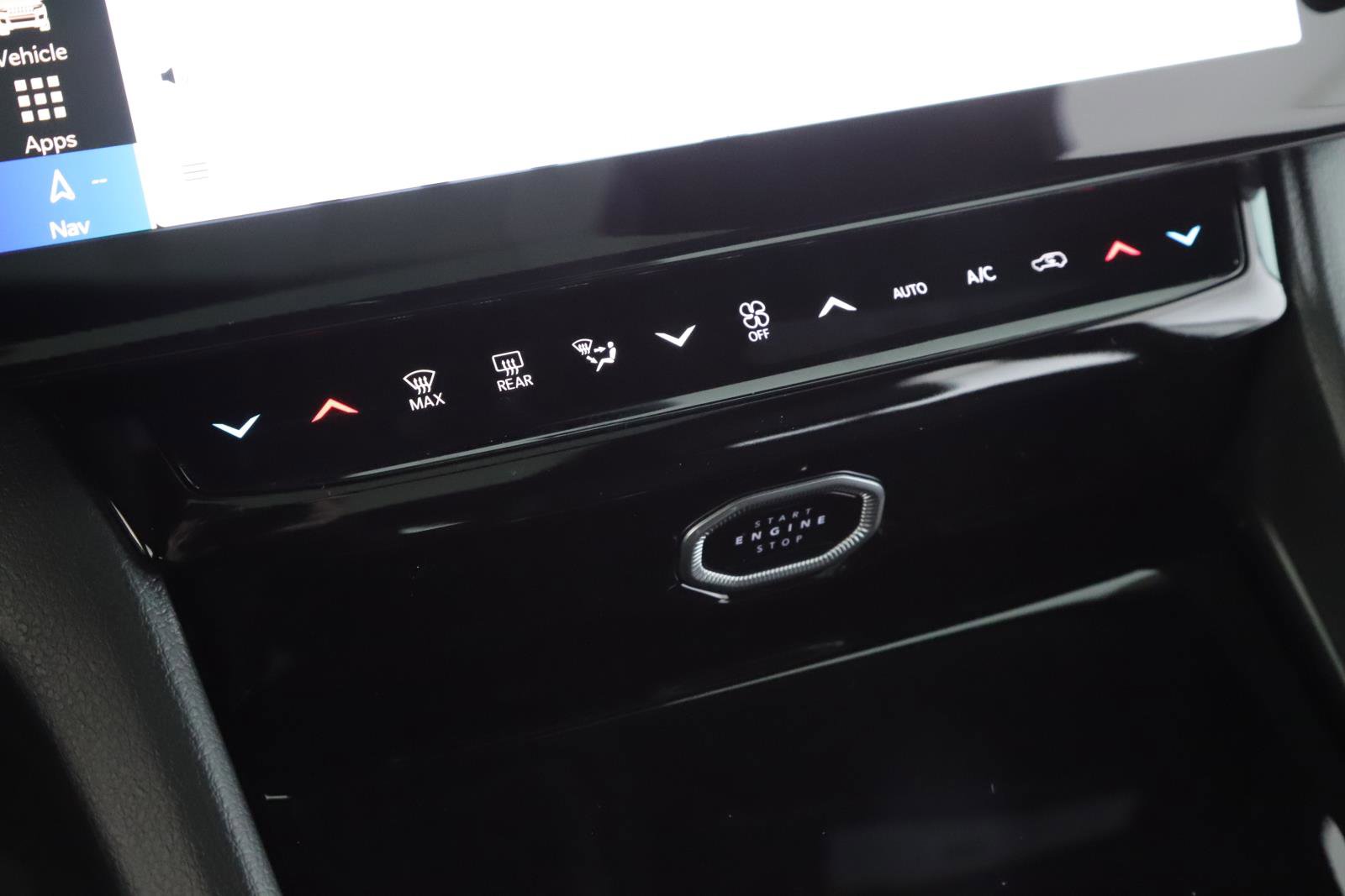 New 2026 Jeep Grand Cherokee Limited w/ Limited Altitude Package image 12