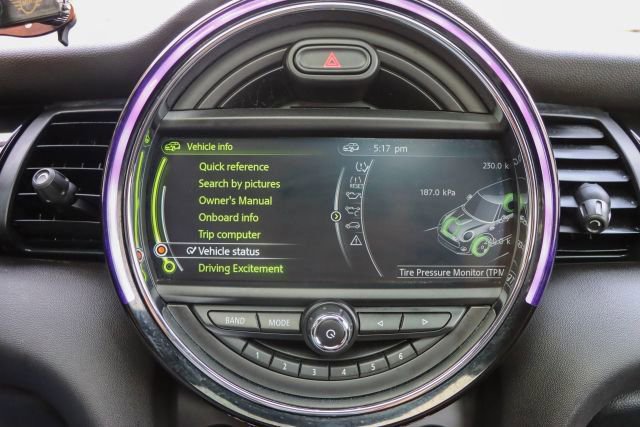 Used 2017 MINI Cooper S image 34