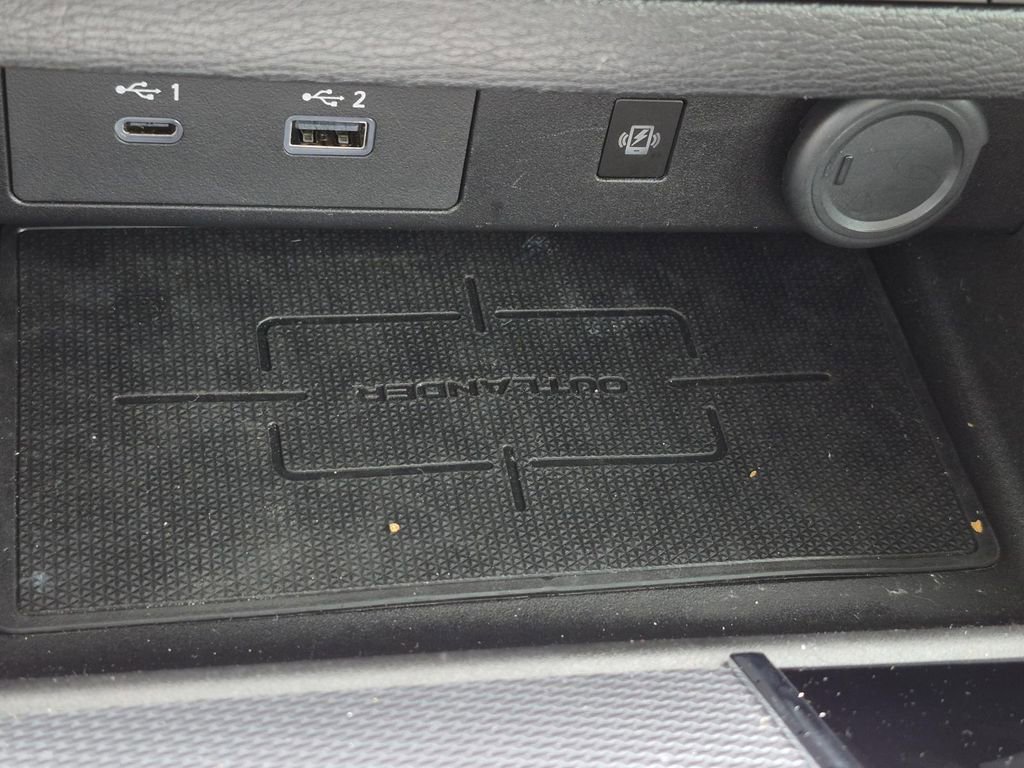 Used 2024 Mitsubishi Outlander SEL image 31