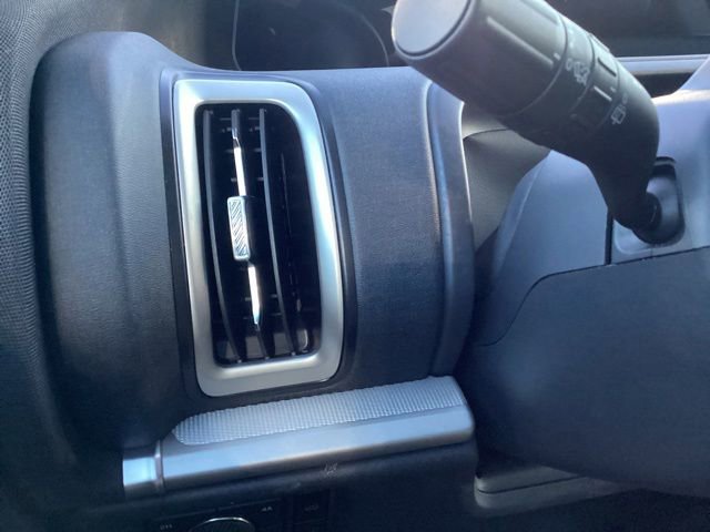 Used 2025 Ford Expedition Active AWD/4WD image 36