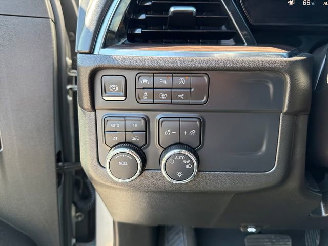 Used 2025 Chevrolet Tahoe LT image 42