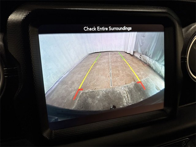 Used 2018 Jeep Wrangler Unlimited Sahara w/ Dual Top Group image 18