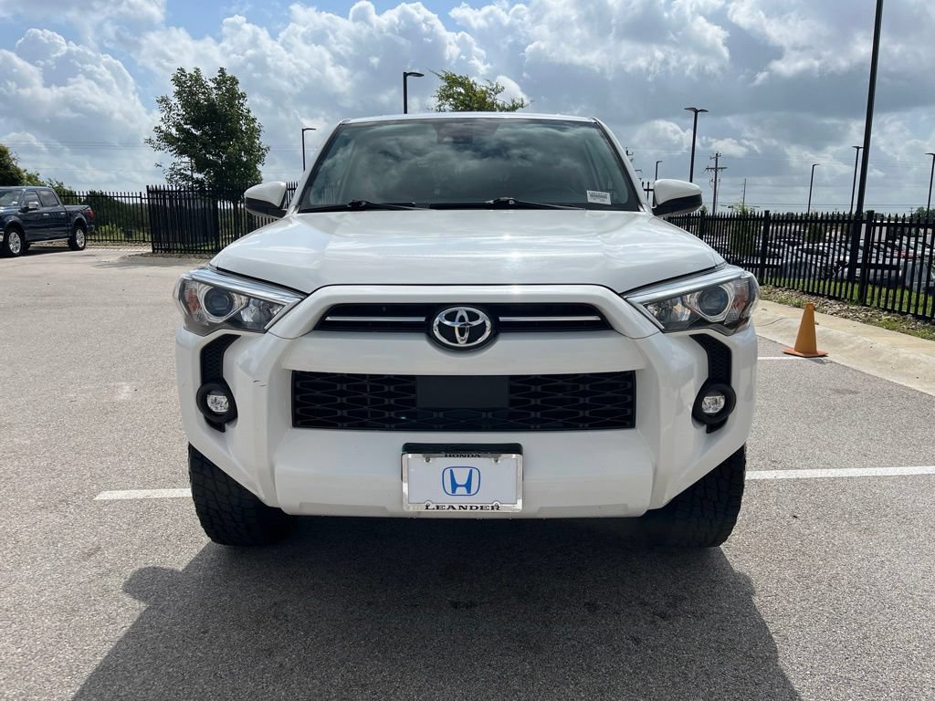 Used 2021 Toyota 4Runner SR5 AWD/4WD image 2
