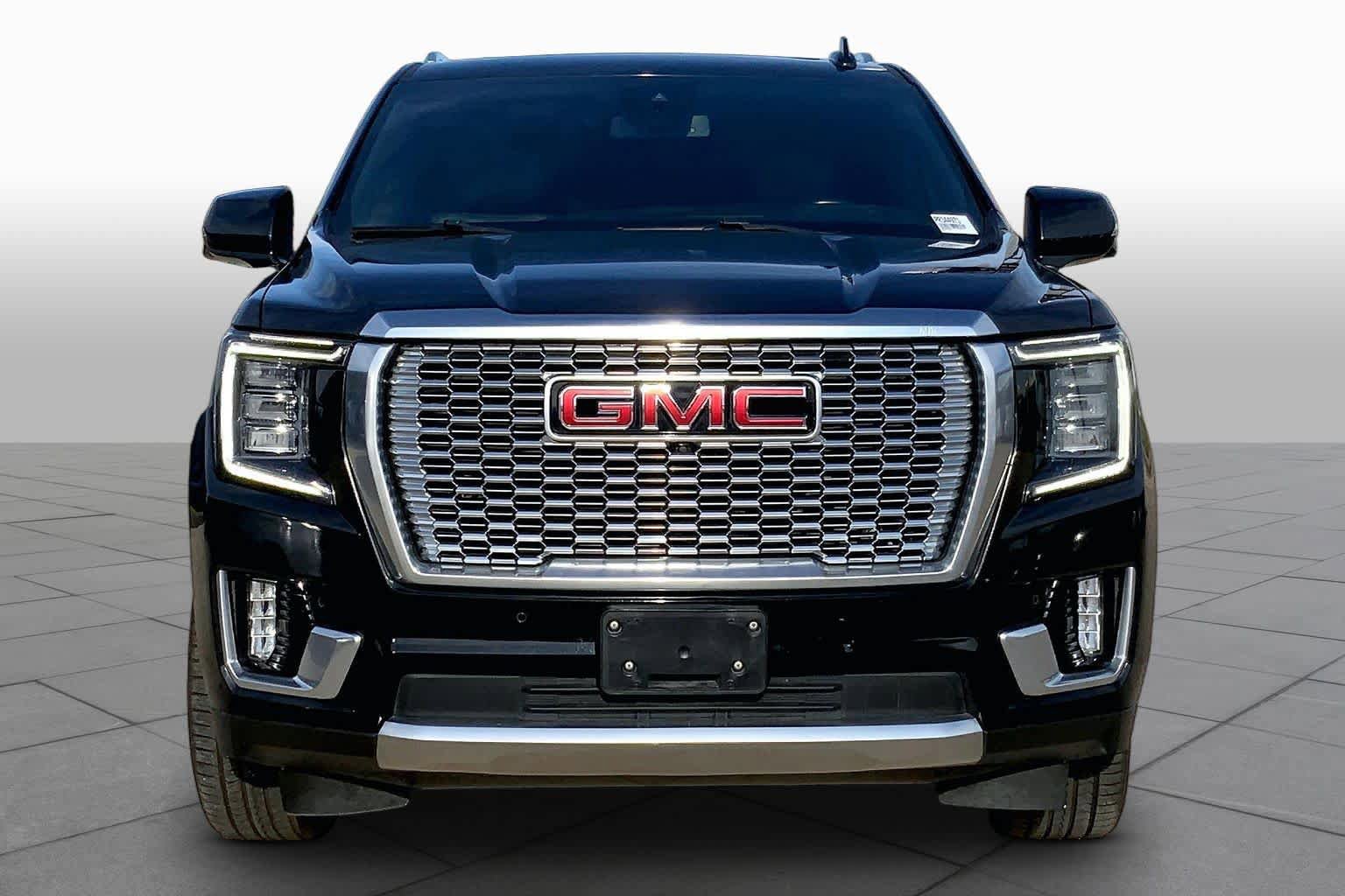 Used 2023 GMC Yukon Denali AWD/4WD image 4