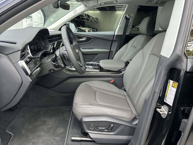 Used 2026 Audi Q8 Premium w/ Convenience Plus Package AWD/4WD image 13