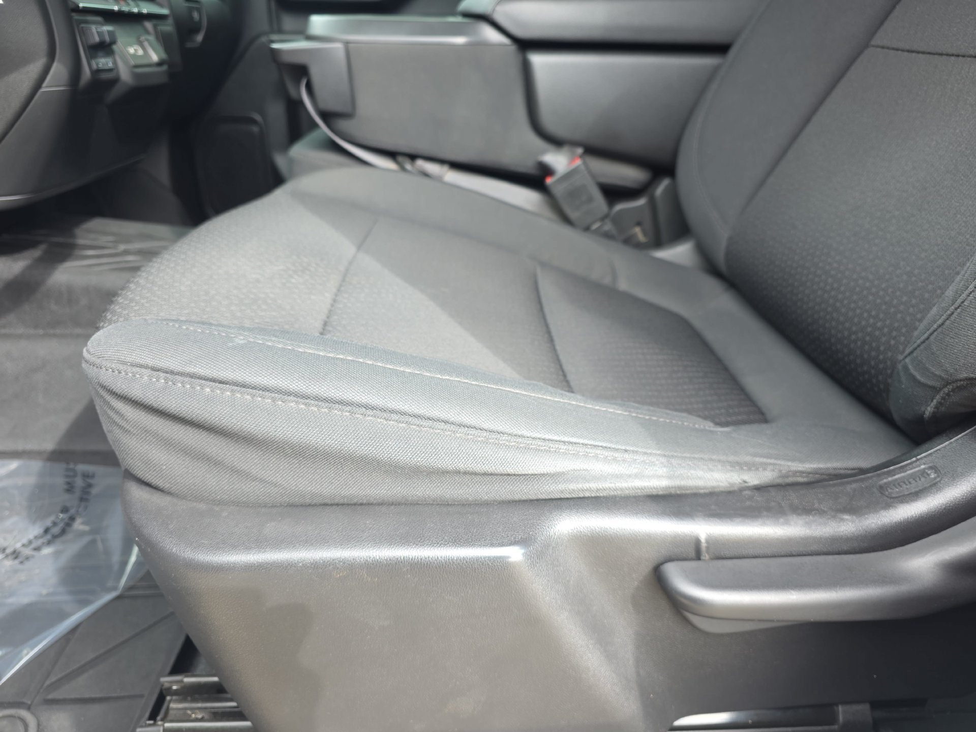 Used 2021 Chevrolet Silverado 2500 Custom w/ Custom Value Package AWD/4WD image 27