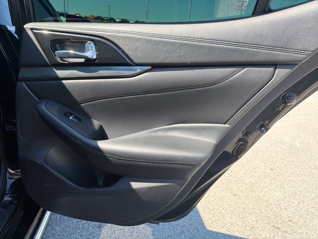 Used 2017 Nissan Maxima SR w/ Midnight Edition FWD image 29