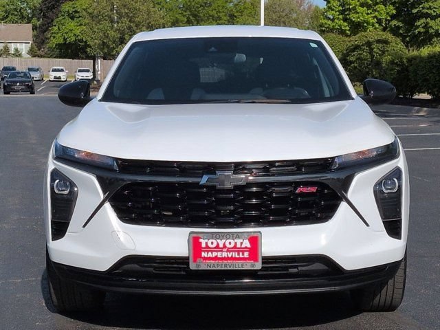 Used 2024 Chevrolet Trax RS w/ Driver Confidence Package FWD image 4